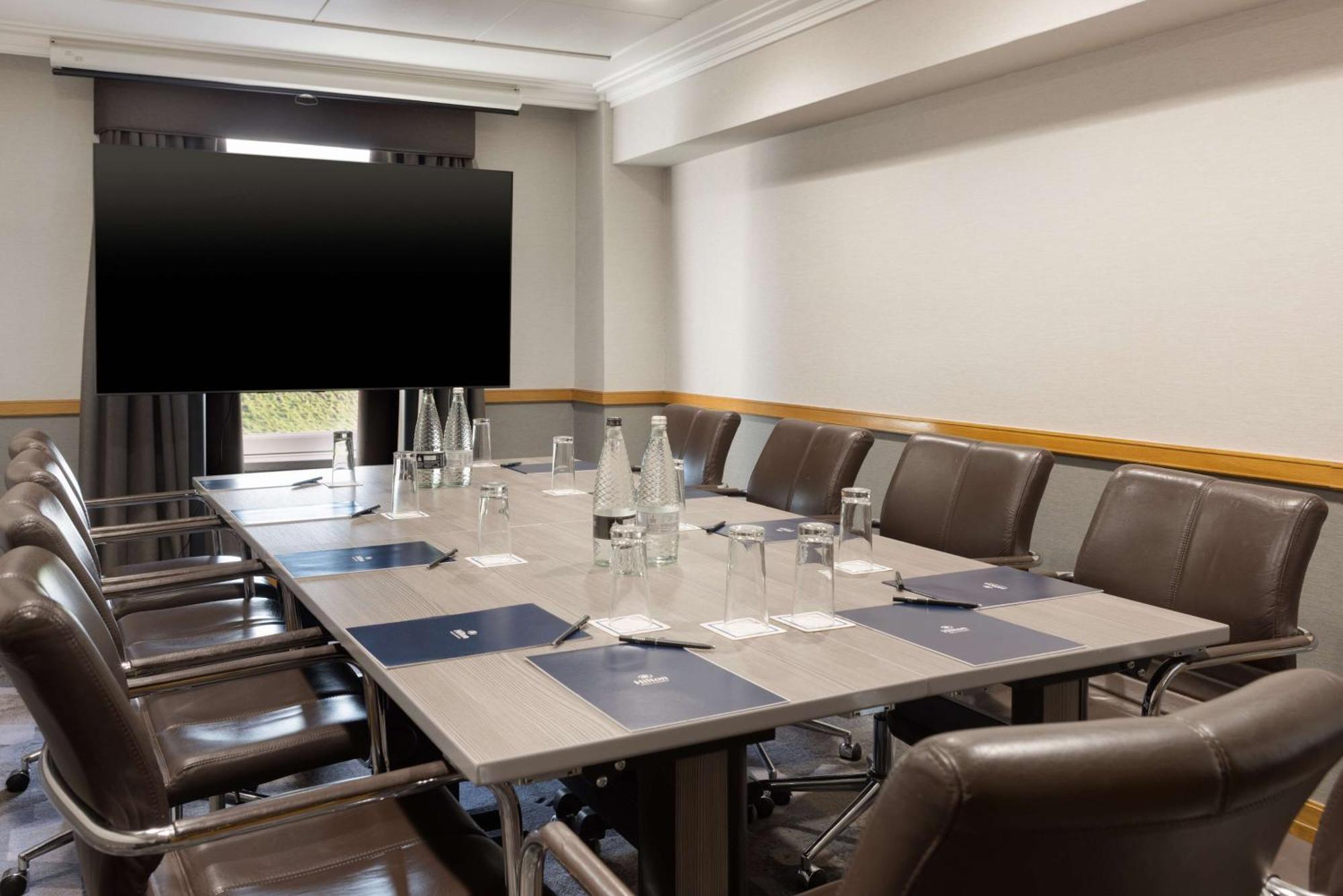 Hilton York Hotel Bagian luar foto
