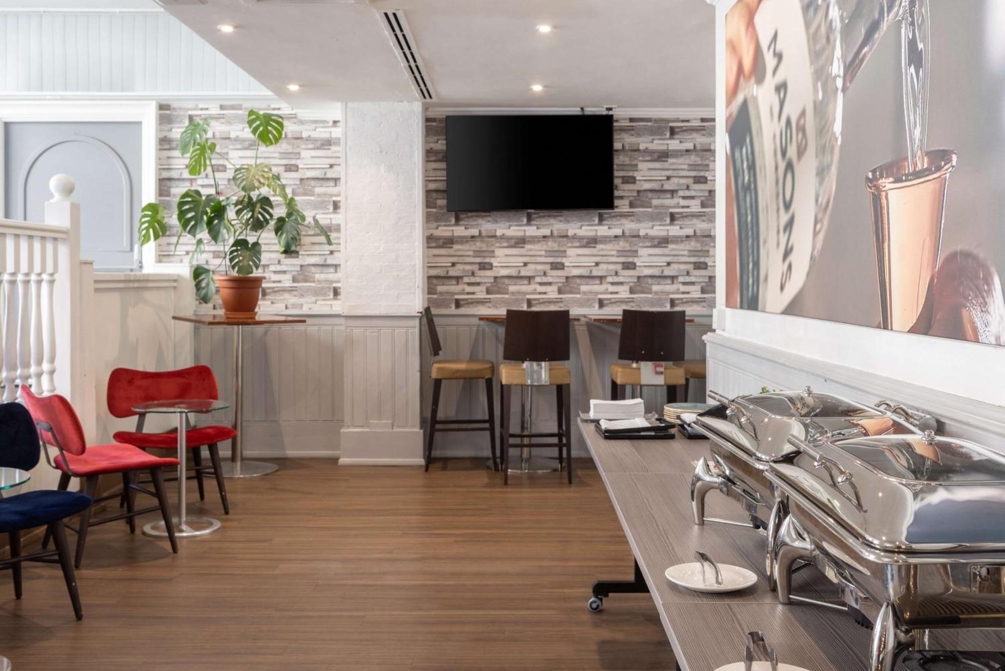 Hilton York Hotel Bagian luar foto