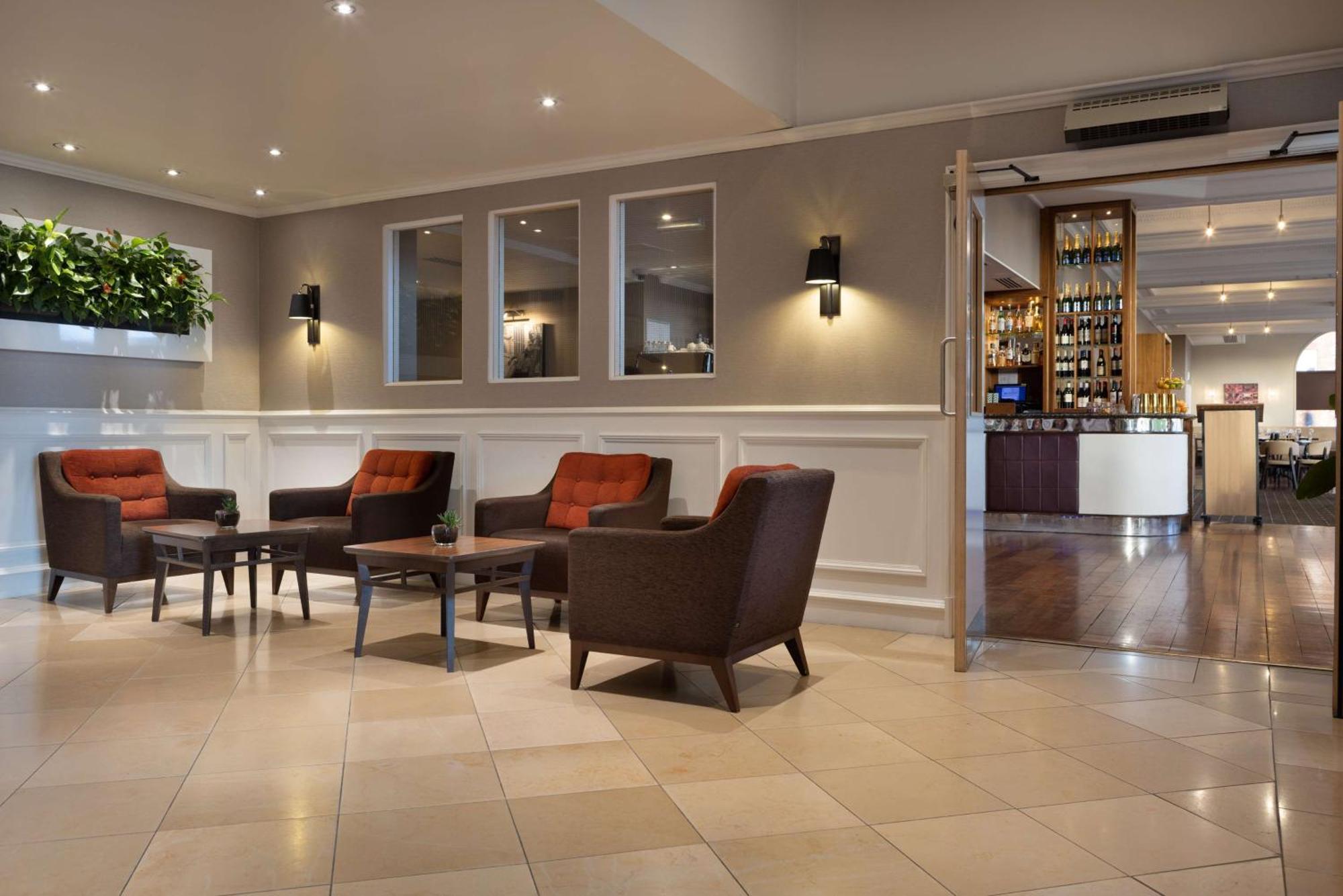 Hilton York Hotel Bagian luar foto