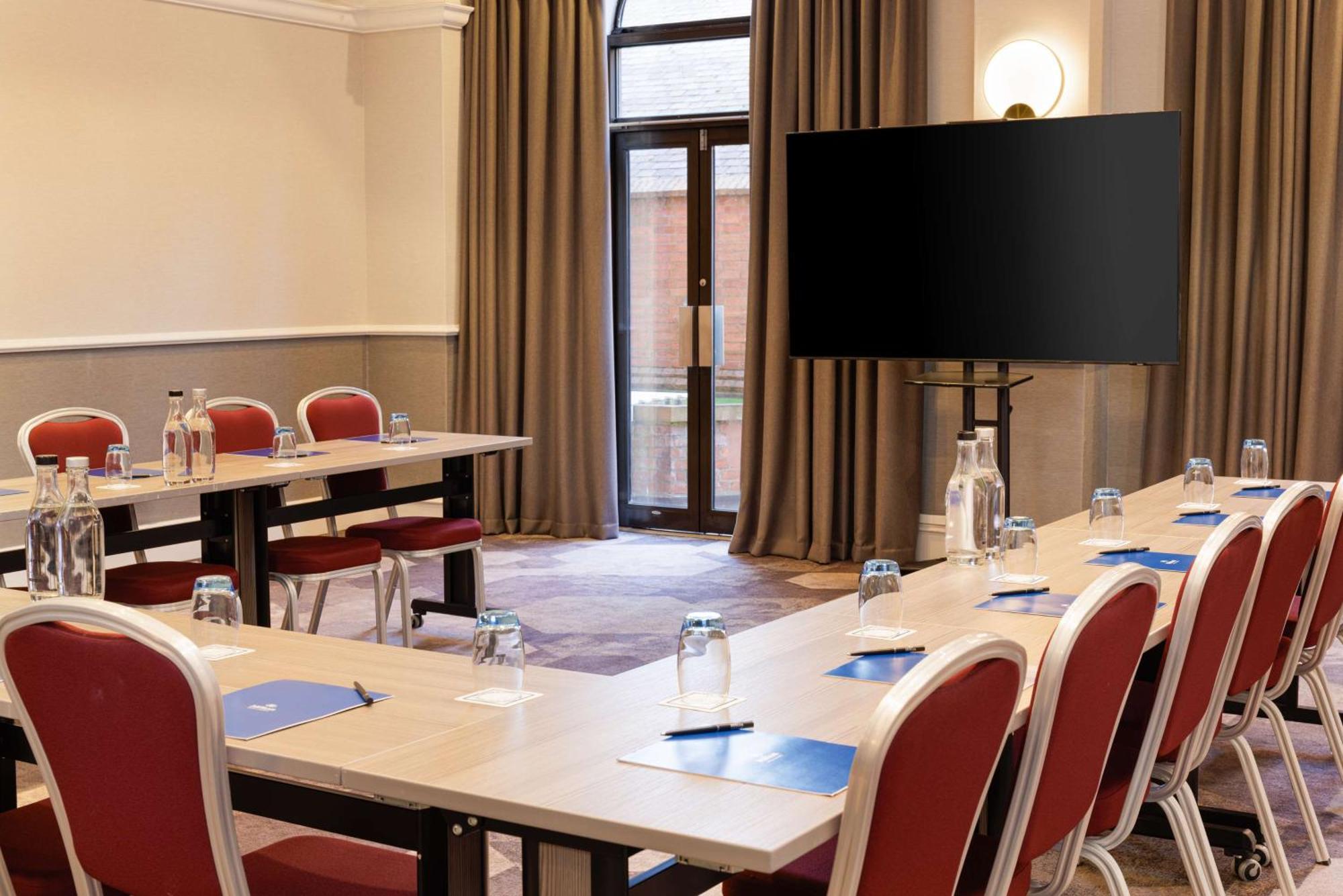 Hilton York Hotel Bagian luar foto