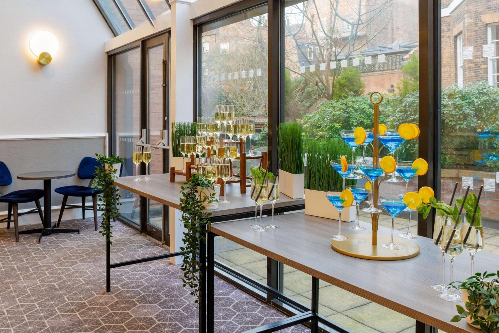 Hilton York Hotel Bagian luar foto