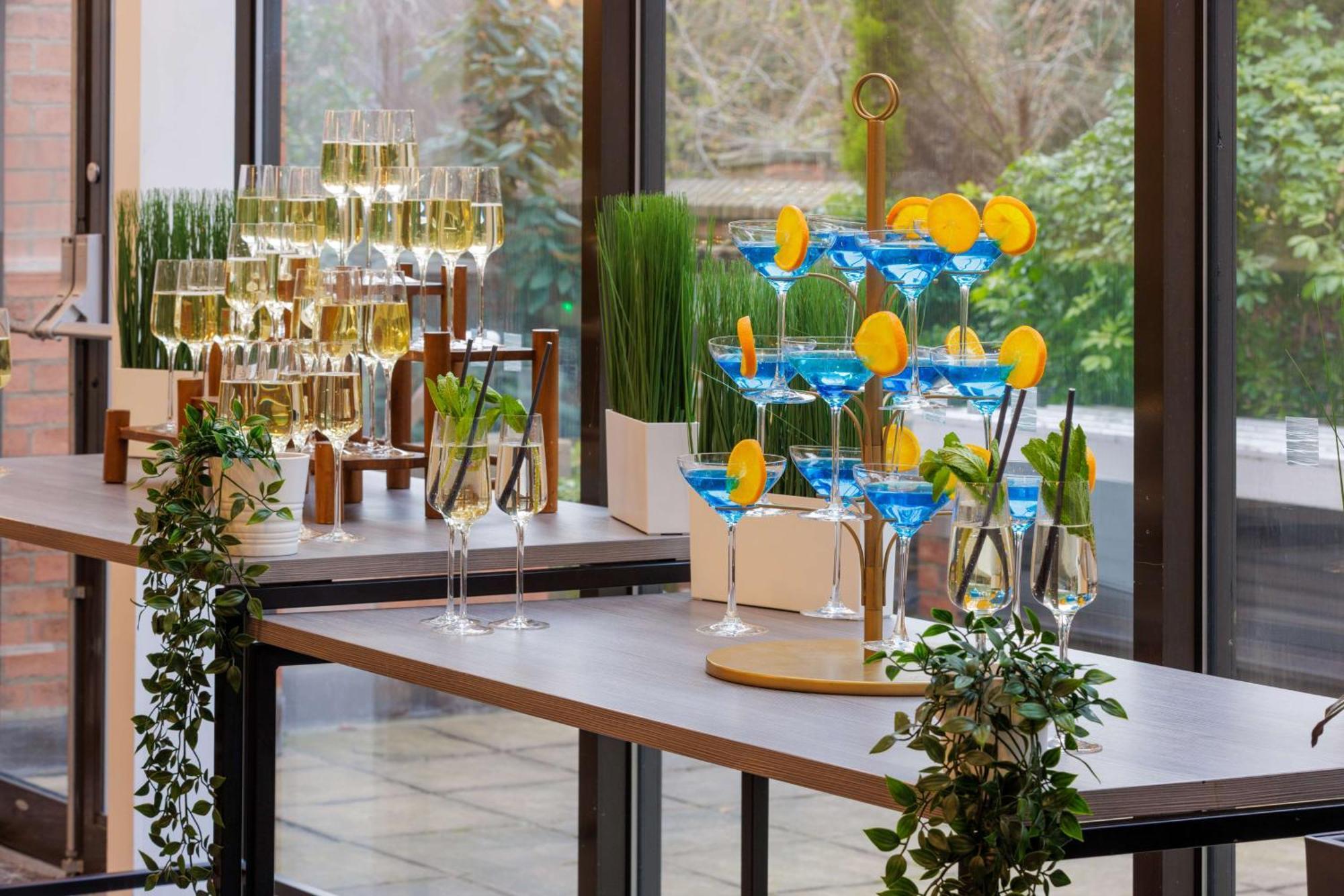Hilton York Hotel Bagian luar foto
