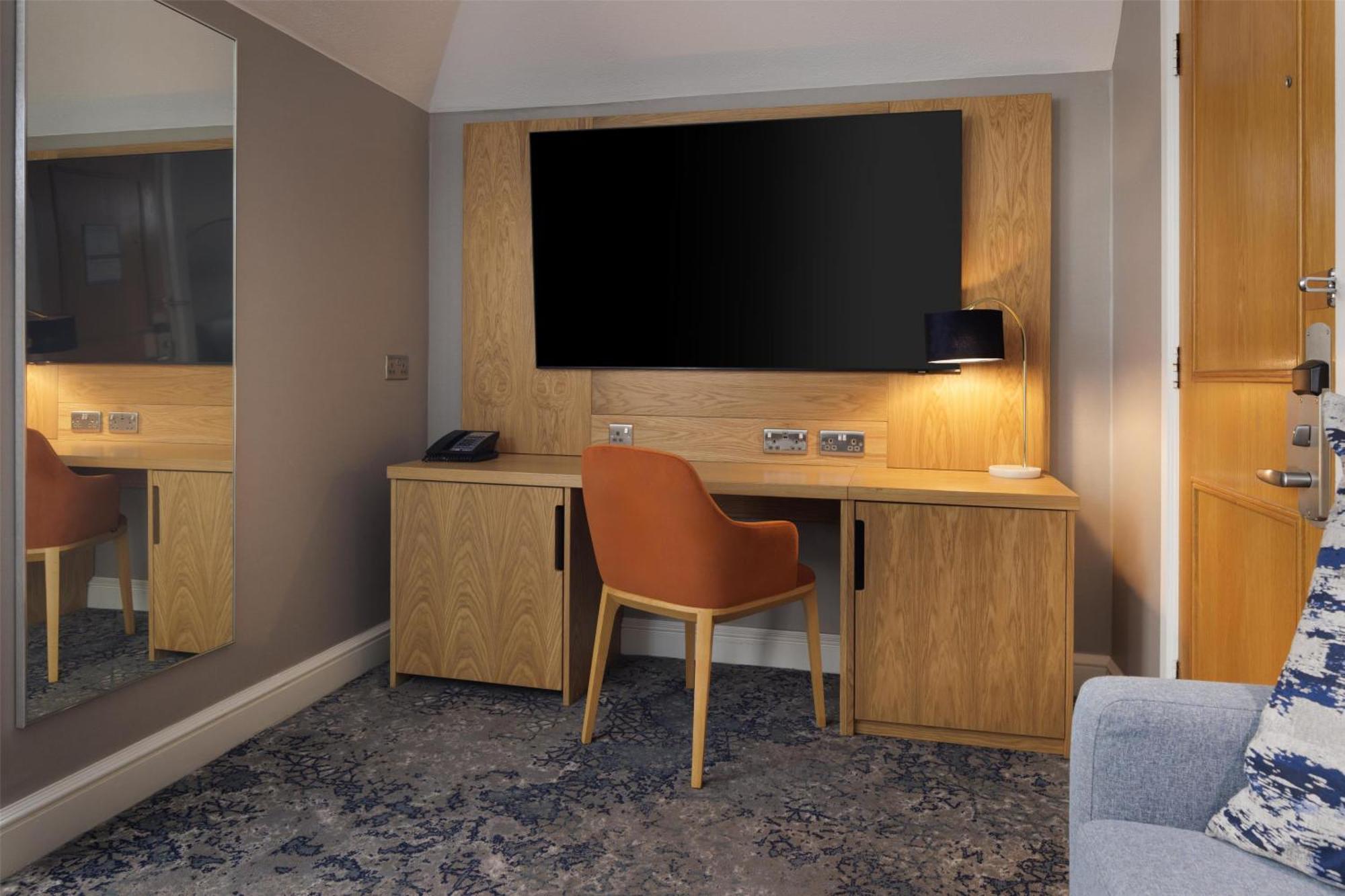 Hilton York Hotel Bagian luar foto
