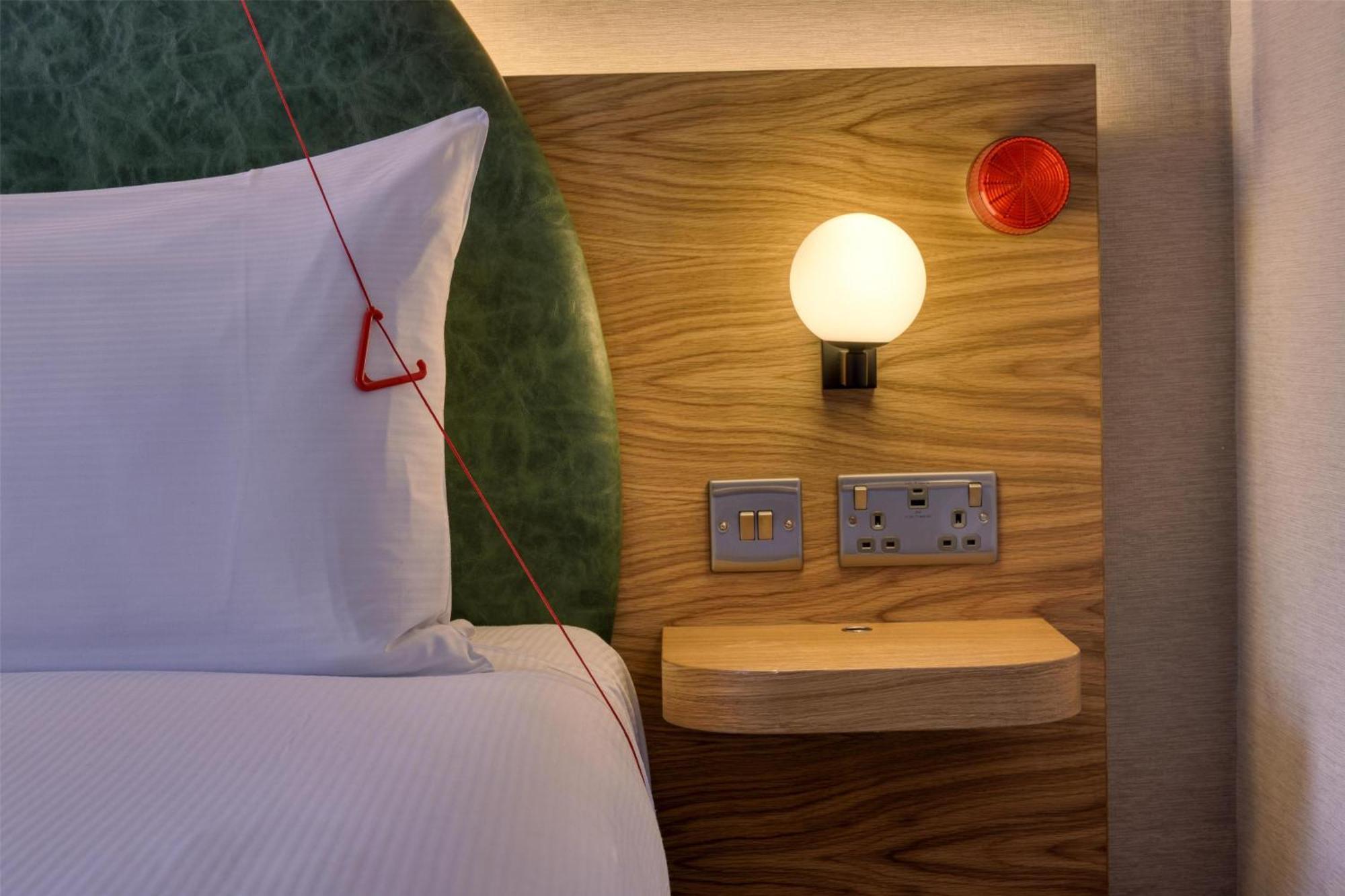 Hilton York Hotel Bagian luar foto